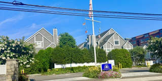 98 Southfield Avenue Gallery 26