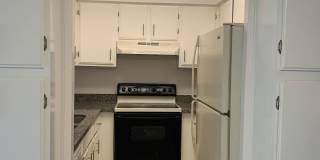 Just remodeled Beautiful small community has a one bedroom one bathroom available! Large Fenced Backyard!!! Gallery 17