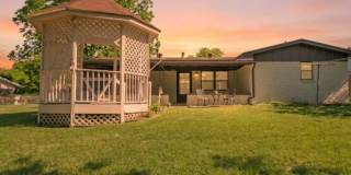 AVAILABLE BEGINNING OF MAY! APPLY ON OUR WEBSITE!! Gallery 33