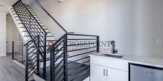 Luxury 3 bedroom, 3.5 Bath, 2 Car Garage Townhome- Fully Furnished! Gallery 15