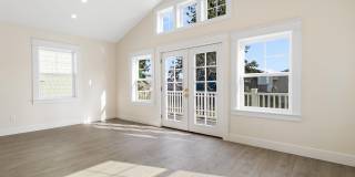 480 Southeast Reed Market Road Gallery 16