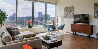 Mondial River West Gallery 8