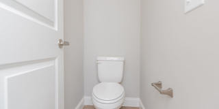 Modern 4 Bedroom Home in Red Bank Gallery 17