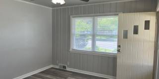 118 S Weinbach Avenue Gallery 2