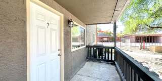 3130 E 4th Street Gallery 7