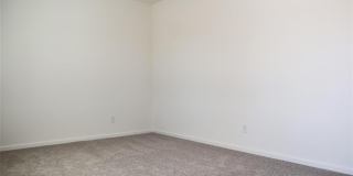 831 Lexington Lane Gallery 11