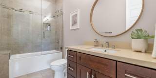 Rates Vary: $14,995 - $27,495 Gallery 22