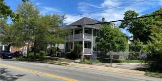 439 Broadway Street Gallery 1