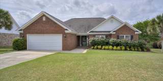 3 Bedroom/2 Bathroom Home with Deck, Garage, and Fenced Backyard less than 3 Miles from Ft. Gordon Gallery 3