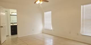 Duplex for rent with a pool Gallery 16