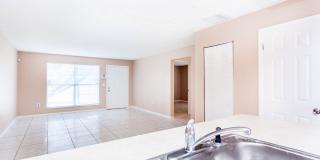 Charming Two Bed Ground Floor Condo in Englewood Park – Move-In Ready! Gallery 10