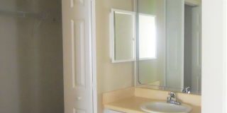 3 Bedroom 2.5 Bath Townhome in Gated Community! Gallery 1