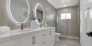 2115 W Clark Avenue Gallery 26