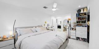 2601 NE 8th Court Gallery 8