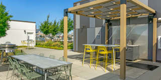 Bell Jackson Street Gallery 16