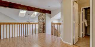 2-Story Condo, Wood Flrs Wood FP Gallery 14
