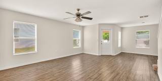 3BR Townhome in Tavares with Open Floor Plan & Community Playground Gallery 7