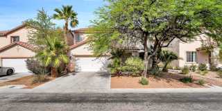 Southern Highlands Beauty with Expansive Loft & Designer Upgrades! Gallery 1