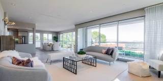 2391 Roscomare Gallery 1