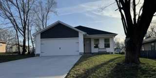 COMING SOON: BEAUTIFUL 3 BEDROOM / 2 BATHROOM HOUSE LOCATED IN JOPLIN MO WITH FENCED IN YARD! Gallery 1