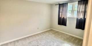 43576 BLACKSMITH Square Gallery 6