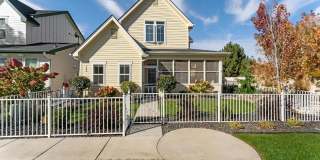 Beautiful 3 Bed 3 Bath home in the Heart of Eagle Gallery 1