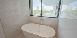 468 Golden Isles Dr # 202, Hallandale Beach, FL 33009 Gallery 21