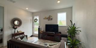 Beautiful 2024-Built 4 Bedroom, 4 Bathroom Home with Pikes Peak Views off Interquest!!! Gallery 20