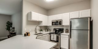 Grand Palms Apartment Homes Gallery 2