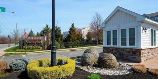 22 Clover Lane Gallery 16