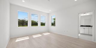 4520 Longwood Lake Square Gallery 28