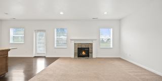Spacious 4-Bed Puyallup Home For Rent | 3-Car Garage & Quick Commute to JBLM! Gallery 11