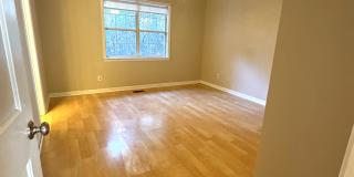 961 Castlewood Drive Gallery 19