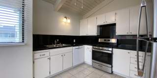 Lovely 2 Bedroom, 2 Bathroom Condo! Lovely 2 Bedroom, 2 Bathroom Condo! Gallery 1