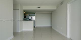 1871 NW S River Dr Gallery 16