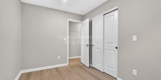 Modern Finishes & Hardwood Floors – 4BR Columbus Gem Gallery 28