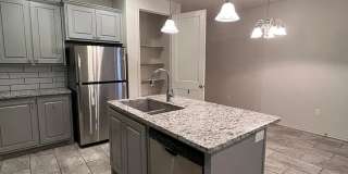 Gorgeous 3 Bed | 2 Bath | 2 Car Garage Now Preleasing for August 2026! Gallery 3