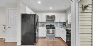 14197 AUTUMN Circle Gallery 26