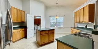 Available June 10th. Beautiful 3 BR/2 BA Home in Seaside Farms! Gallery 5