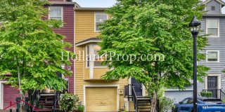 Beautifully Remodeled Beaverton Townhouse! Gallery 1