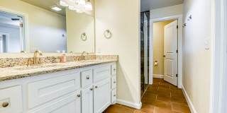 Move In Special: August Rent Free! Gallery 31