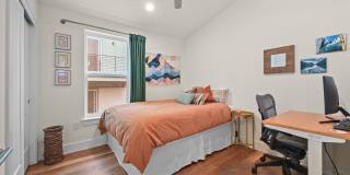 1307 Delano Street Unit 1 Gallery 14