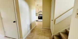 3 Bedroom 2.5 Bath Townhouse Gallery 7