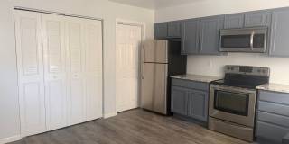 513 Wisconsin Street Northeast Gallery 2