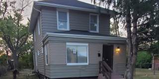 Spacious 4 Bedroom Home with Fenced Yard Gallery 1