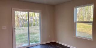 Room in 4 Bedroom Home at Fallen Tree Dr Room in 4 Bedroom Home at Fallen Tree Dr Gallery 12