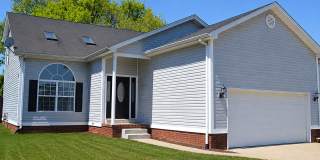 Four -Bedroom Home in the Jody Richards Elementary School District Gallery 1