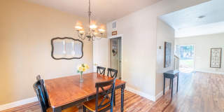 Westside 4 Bed, 2.5 Bath House with A/C & 2-Car Garage Near NAU & CCC! Students & Pets OK! Aug 10th! Westside 4 Bed, 2.5 Bath House with A/C & 2-Car Garage Near NAU & CCC! Students & Pets OK! Aug 10th! Gallery 9