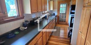 3 bed in Brighton steps from BC Gallery 12