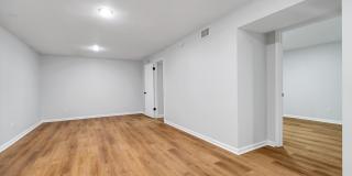 Spacious 3 Bed / 3 Bath Home in Valley View School District! Gallery 9